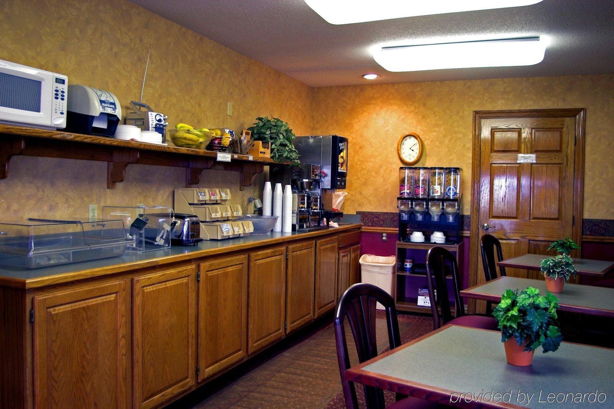 Americas Best Value Inn York Restaurant foto